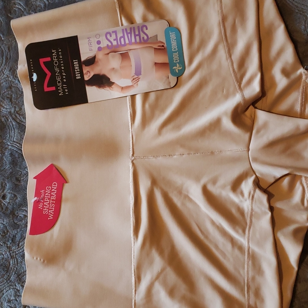 Maidenform Firm Boyshorts